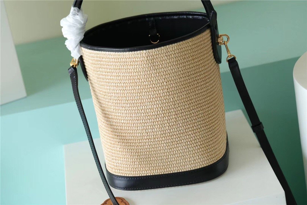 Top Quality Petit Bucket Raffia Black For Women, Womens Bags, Shoulder And Crossbody Bags 9.4in/24cm Top Quality M59961