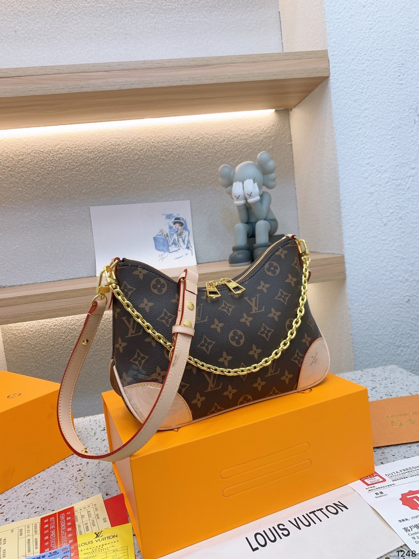 EN - New 1:1 rep Lux Bags LUV 547
