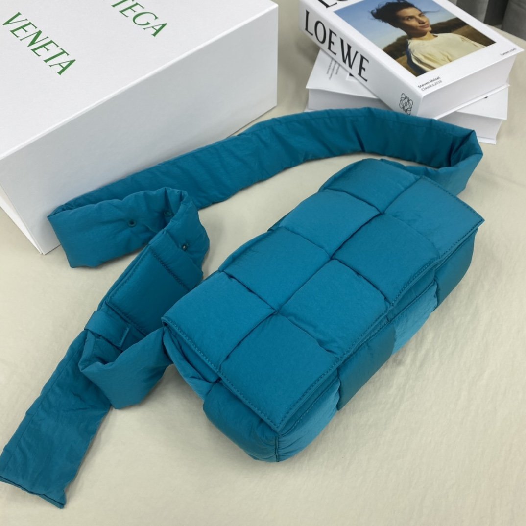 Top Quality Padded Tech Cassette Bag For Women 11.8in/30cm In Blue 628951VBO814634