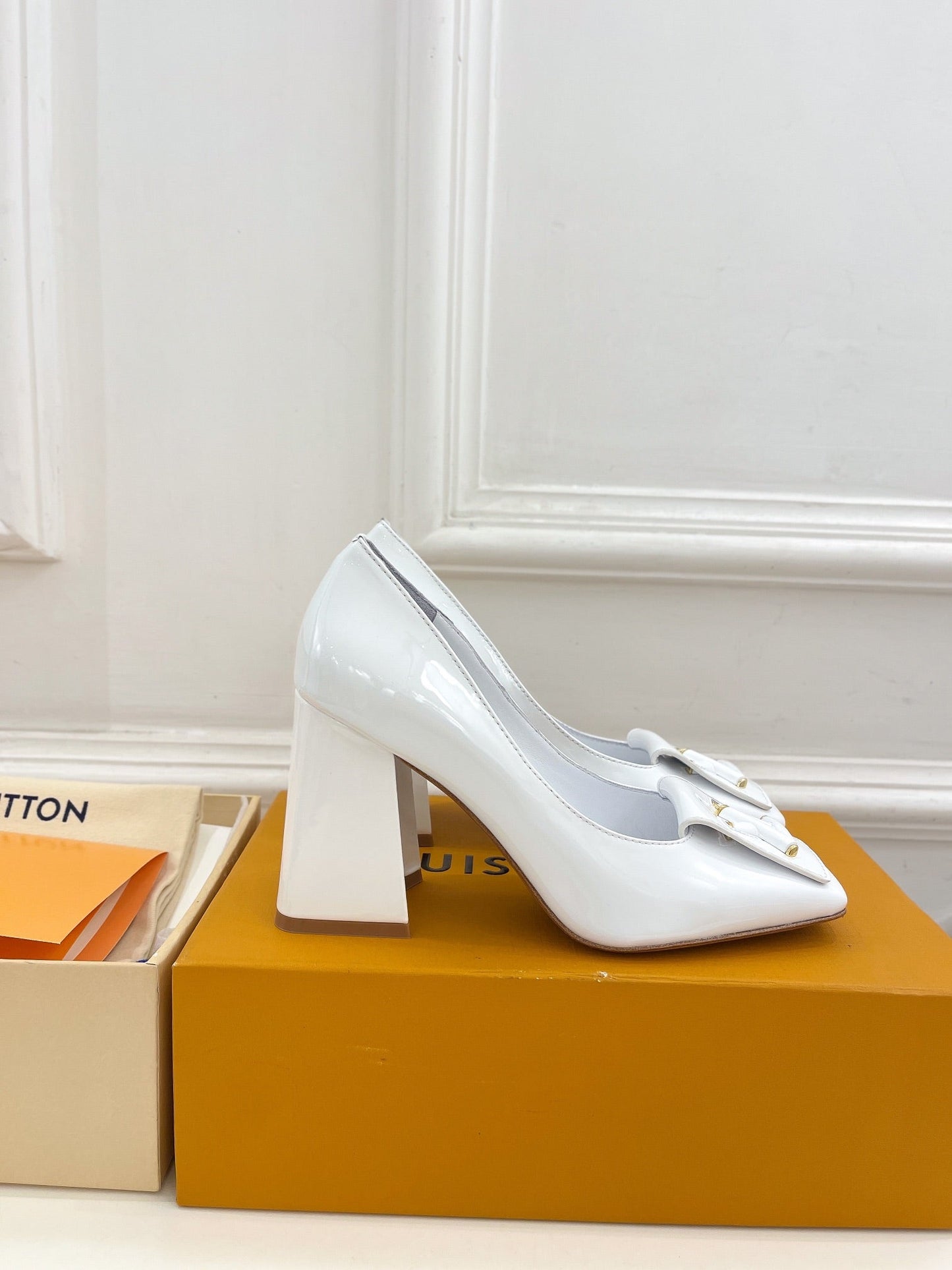 New 1:1 rep LUV High Heel Shoes 006