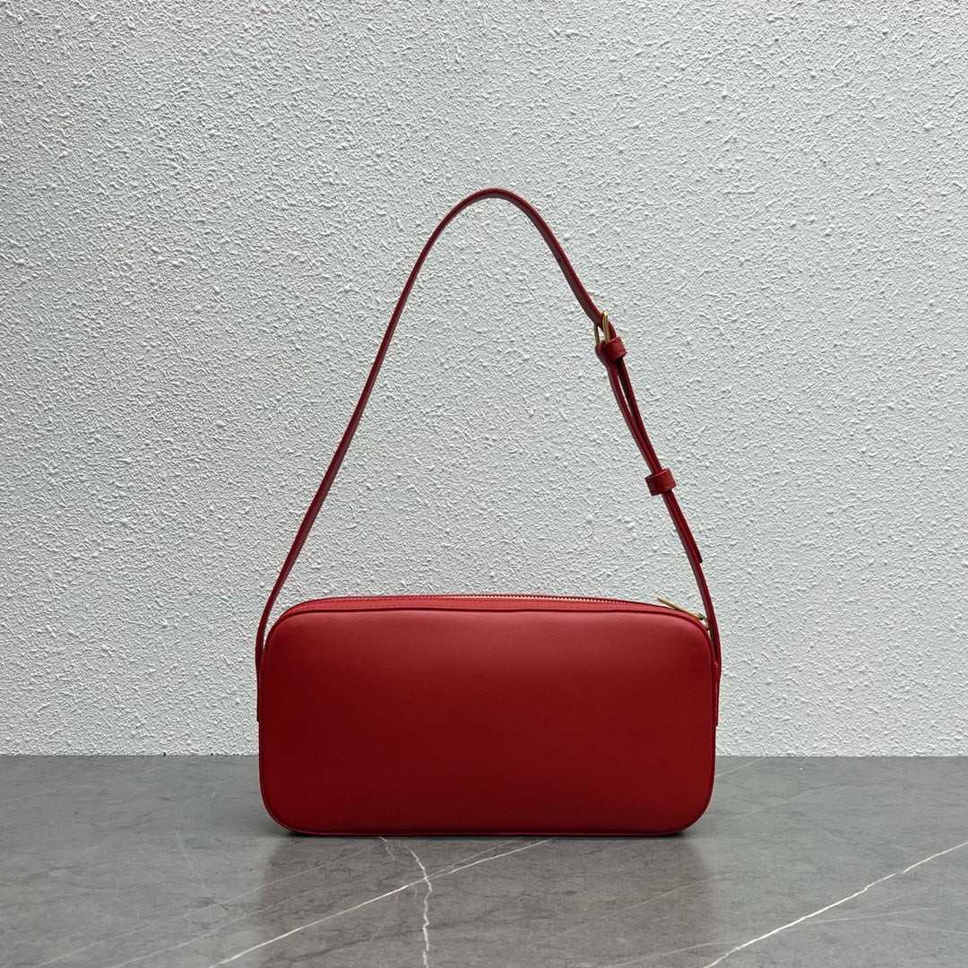 Top Quality Camera Shoulder Bag Cuir Triomphe Red For Women 10in/26cm