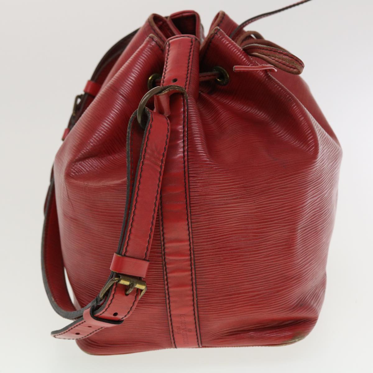 LOUIS VUITTON Epi Petit Noe Shoulder Bag Red M44107 LV  45326