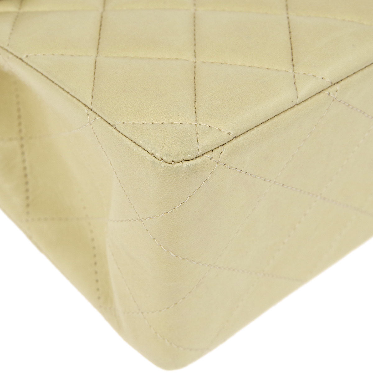 Chanel 2001-2003 * Ivory Lambskin Jumbo Classic Flap Shoulder Bag