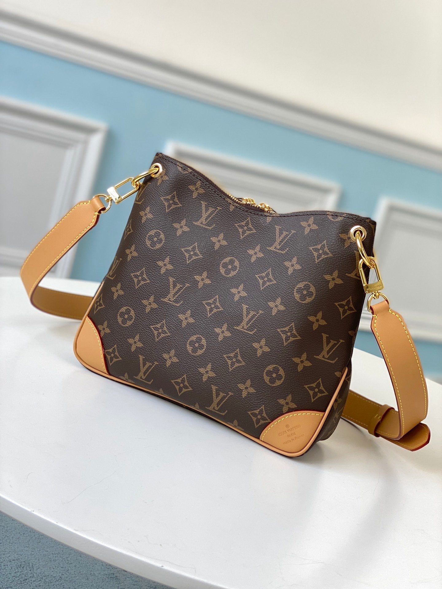 Top Quality Crossbody 31cm Brown