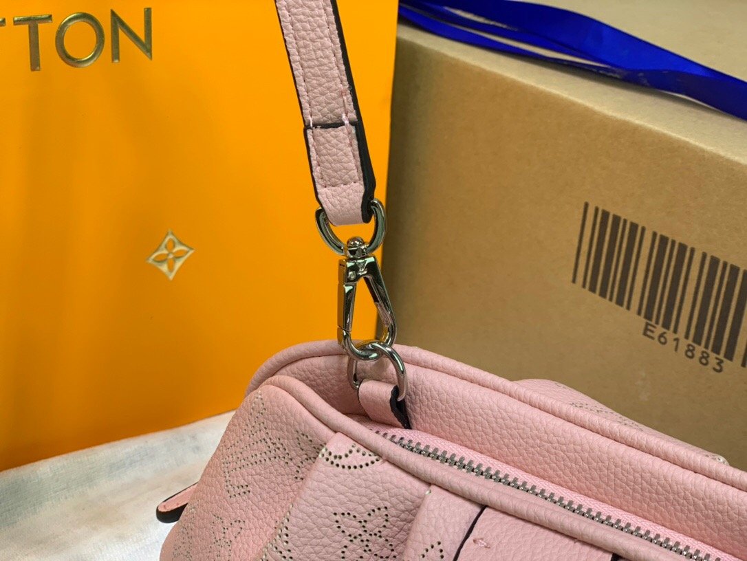 EN - New 1:1 rep  Bags LUV 123
