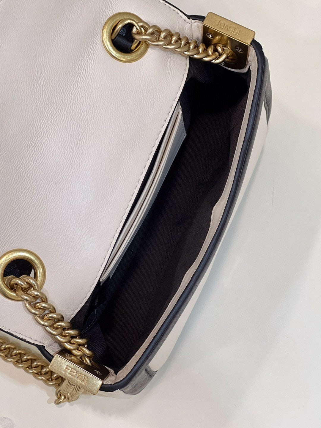 Top QualityTop Quality Baguette Chain Black and White Bag For Woman 19cm/7.5in
