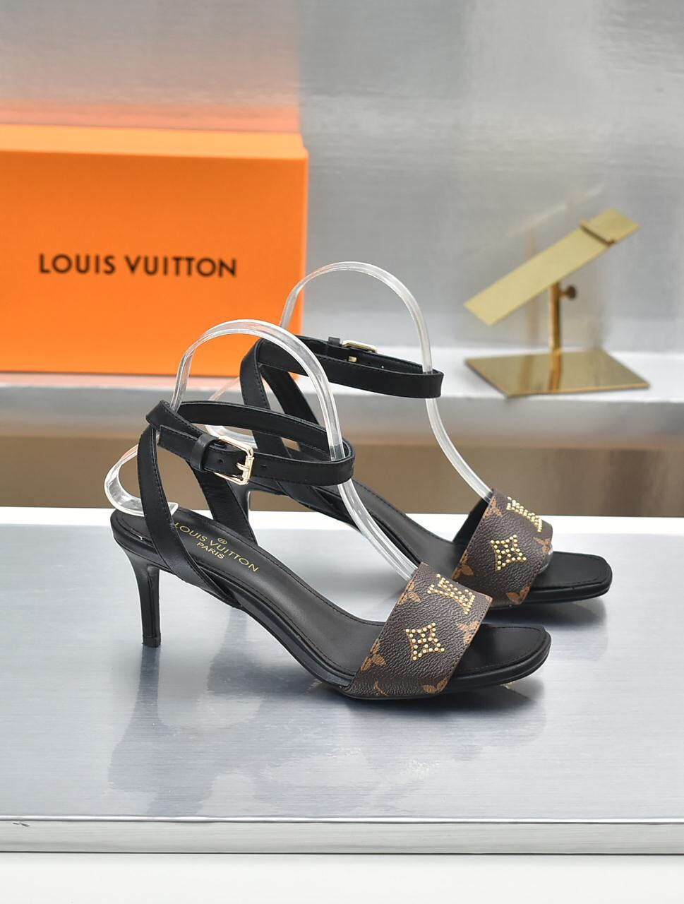 New 1:1 rep LUV High Heel Shoes 003
