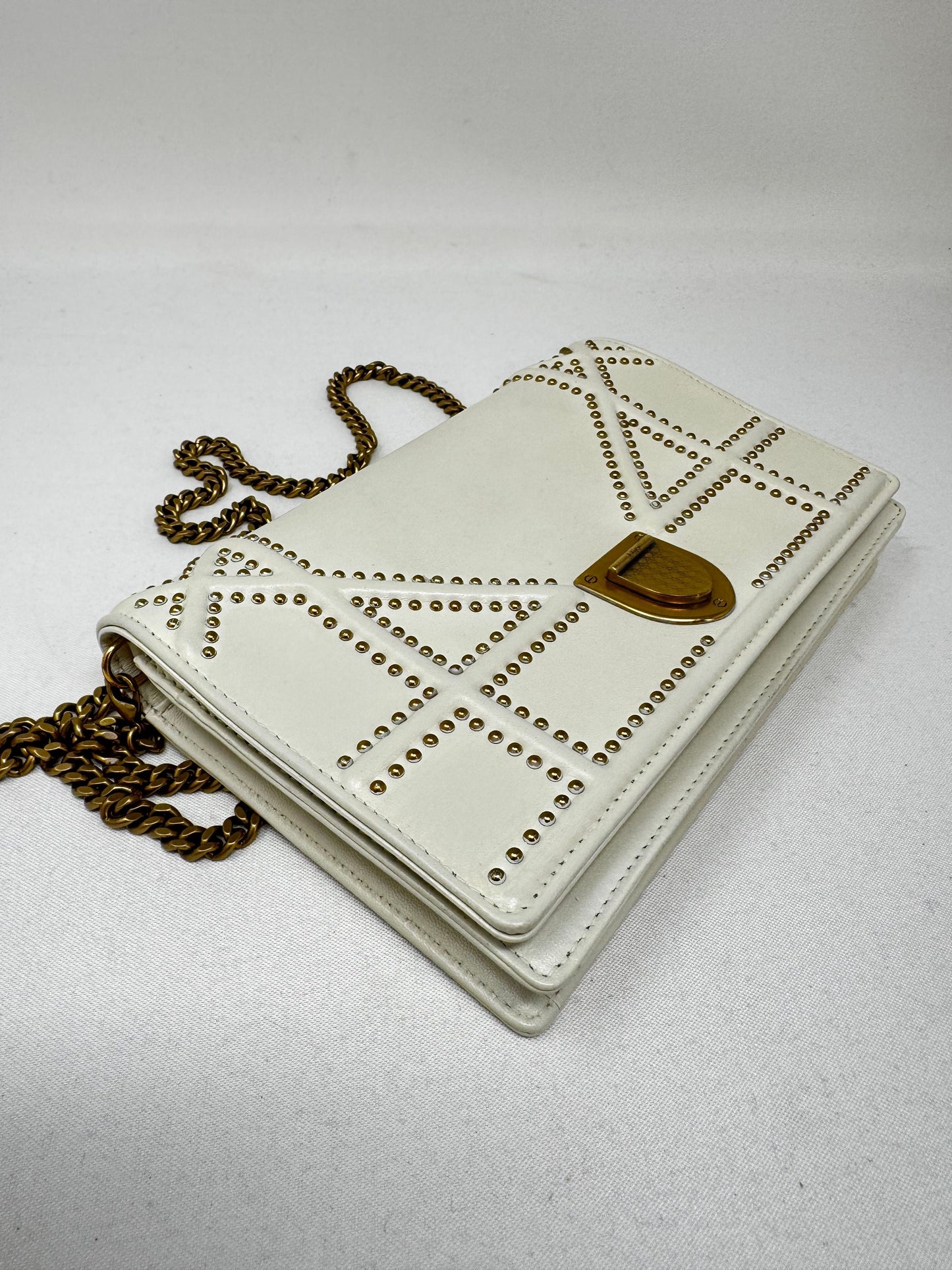 Christian Dior Diorama Wallet On Chain - White Shoulder Bags, Handbags B20-74
