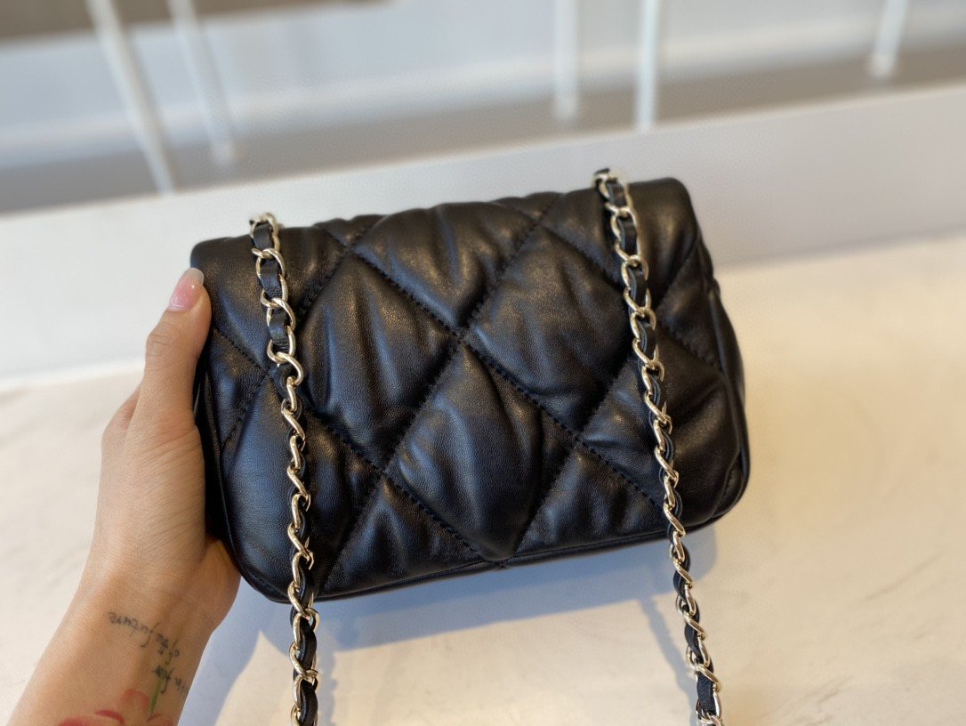 CHLSmall Flap Bag Gold Hardware Black For Women, Women’s Handbags, Shoulder Bags 7.5in/19cm AS2232