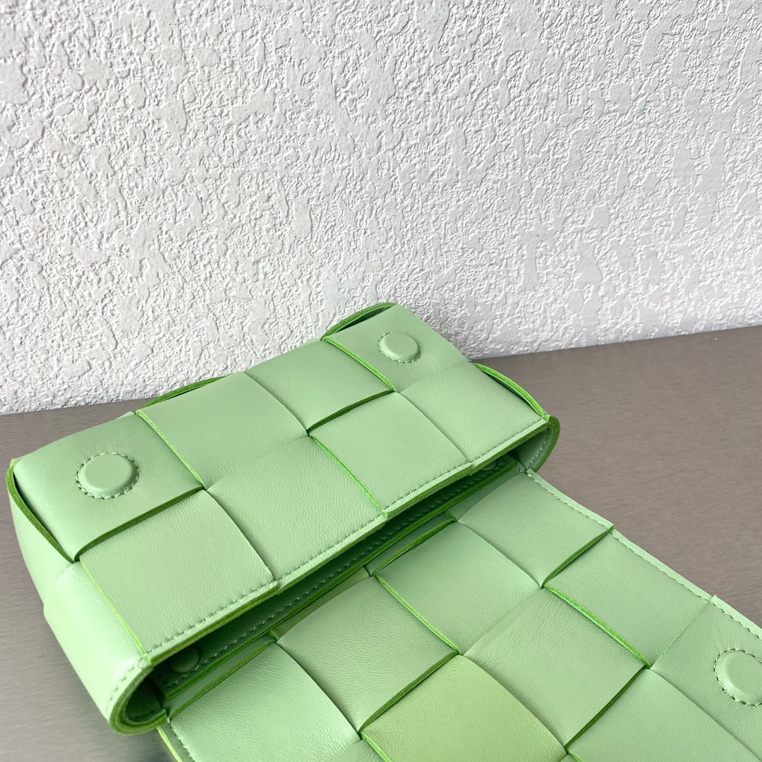 Top Quality Belt Cassette Banana Green, For Women, Women’s Bags 6.9in/17.5cm