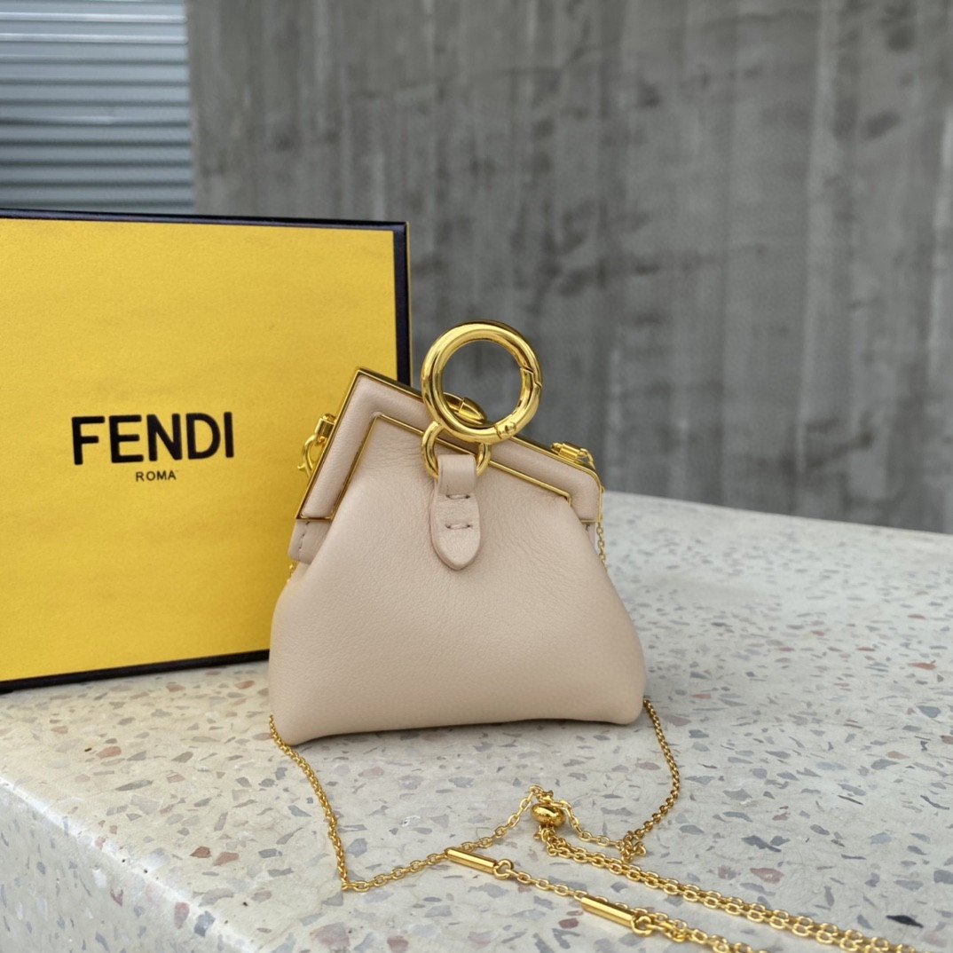 Top QualityTop Quality Nano Top QualityTop Qualityrst Charm Beige Bag For Woman 10cm/4in
