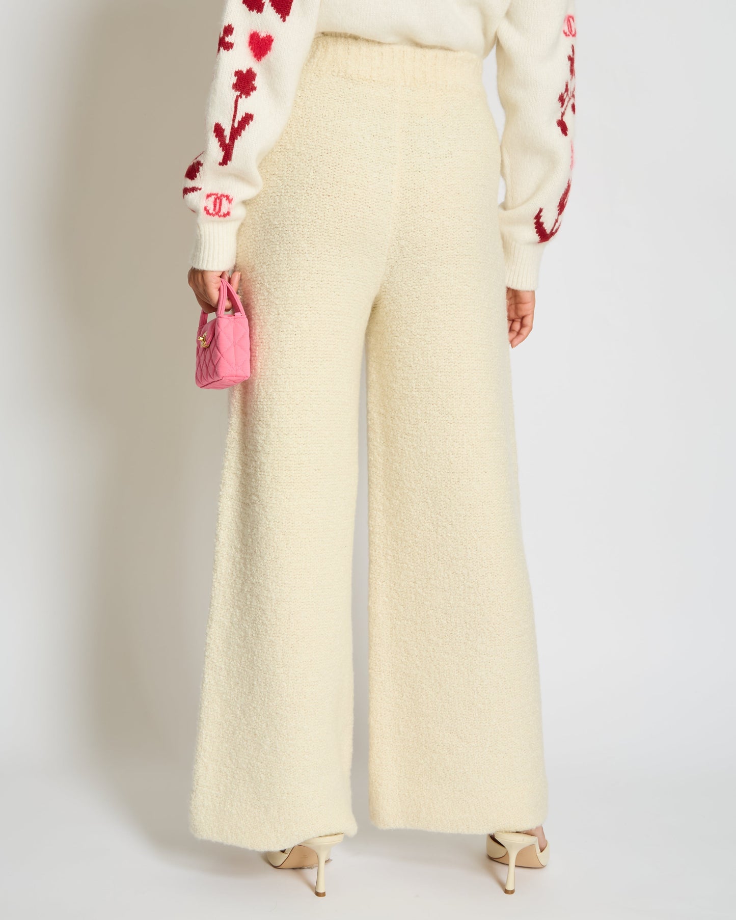 Chanel 24K Cream Cashmere and Wool Wide Legs Tro r with CC Logo on the Front Pocket Size FR 34 (UK 6) RRP £4400