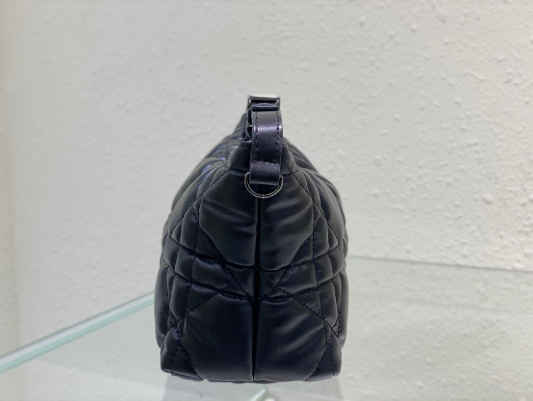 Top Quality MeTop Qualityum DYORTravel Nomad Pouch Black, For Women, Womens Handbags 8.5in/22cm CD S5554BMIG_M900
