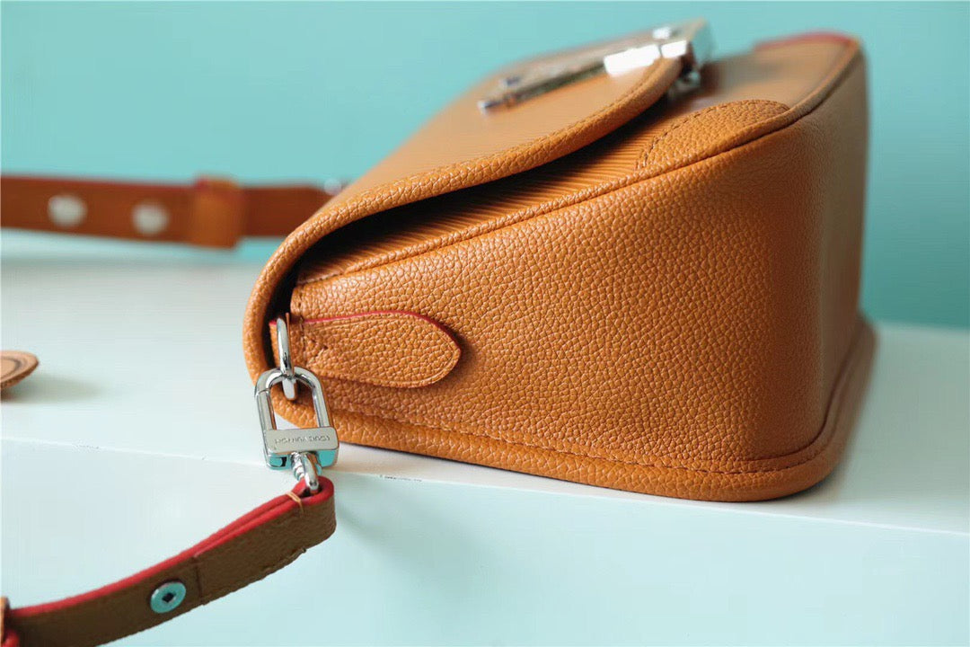 Top Quality Buci Epi Gold Miel Brown For Women,  Shoulder And Crossbody Bags 24.5cm/9.6in Top Quality M59459