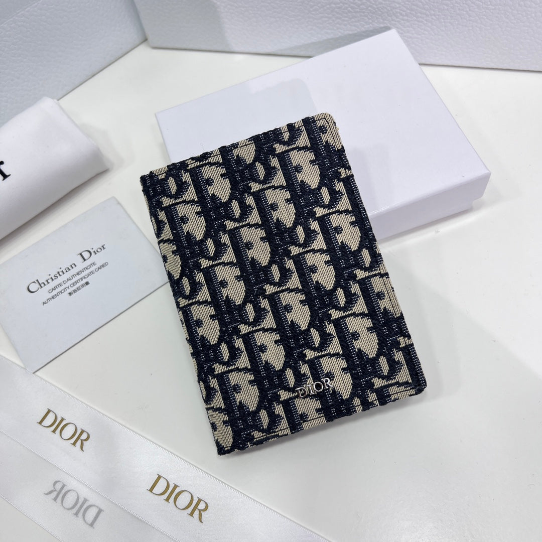 EN - New 1:1 rep  Wallet DIR 018