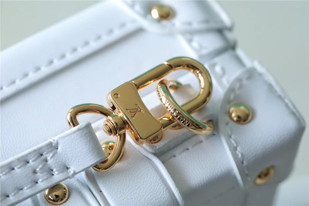 Top Quality Petite Malle Monogram White For Women,  Shoulder And Crossbody Bags 7.9in/20cm Top Quality M20847