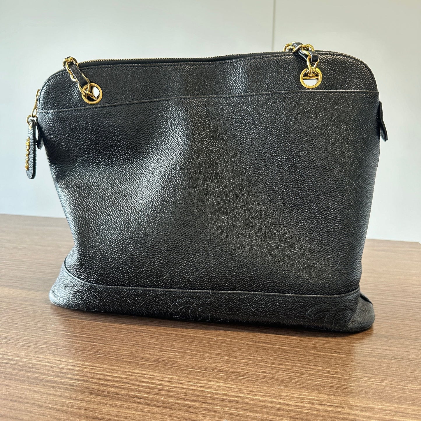 Chanel Caviar Dome Shoulder Bag - Black Shoulder Bags LB122732
