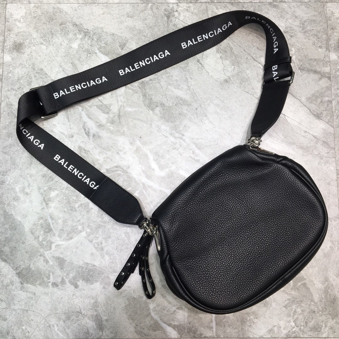 Top Quality Sling Bag In Black, For Women,  Bags 9.1in/23cm