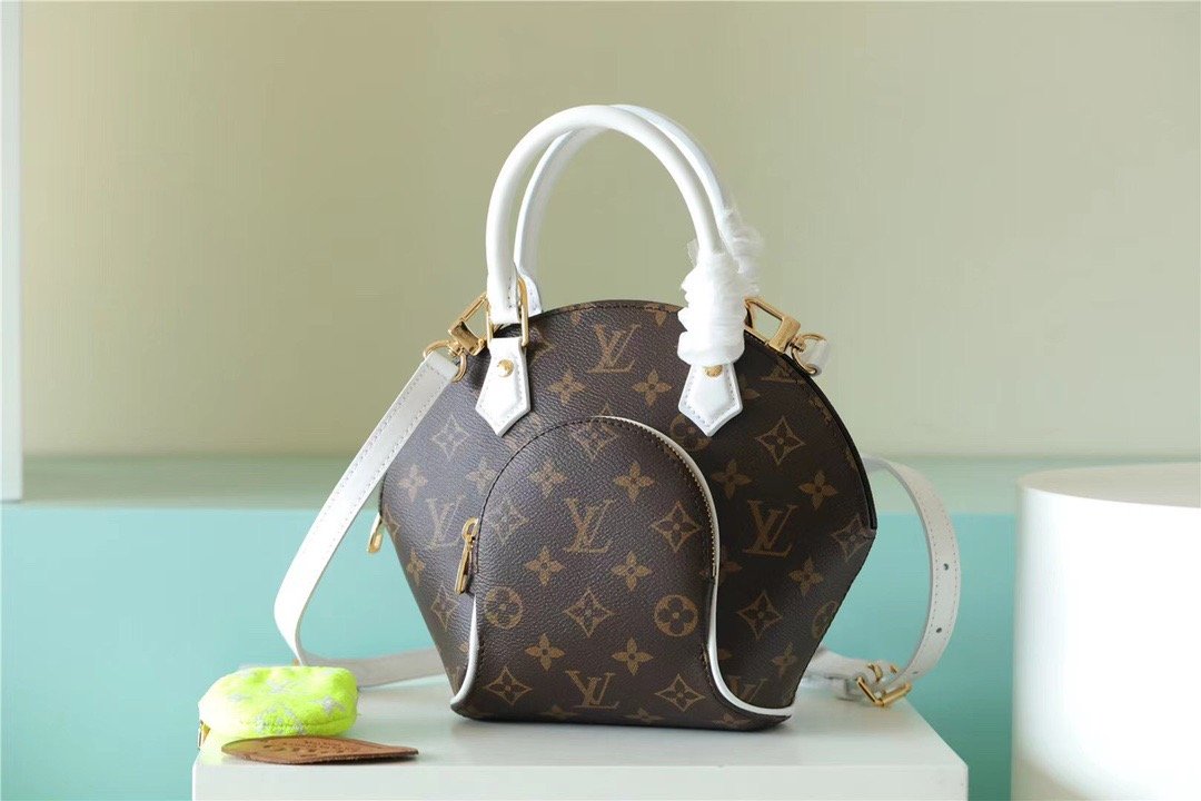 Top Quality Ellipse BB Handbag Created By Nicolas Ghesquière From Classic Monogram Canvas For Women Brown 9.1in/23cm Top Quality M20752