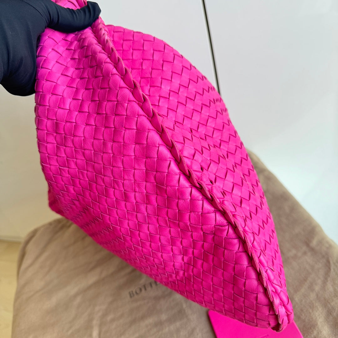 Bottega Veneta Veneta Hobo Large Pink Intrecciato Leather Bag 51cm