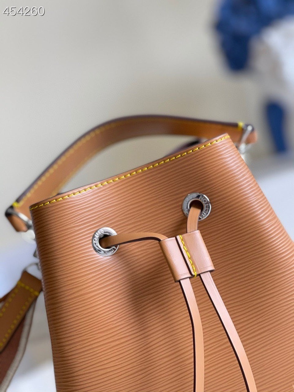 Top Quality NeoNoe BB Bucket Bag Honey Gold For Women,  Shoulder And Crossbody Bags 7.9in/20cm Top Quality M57706