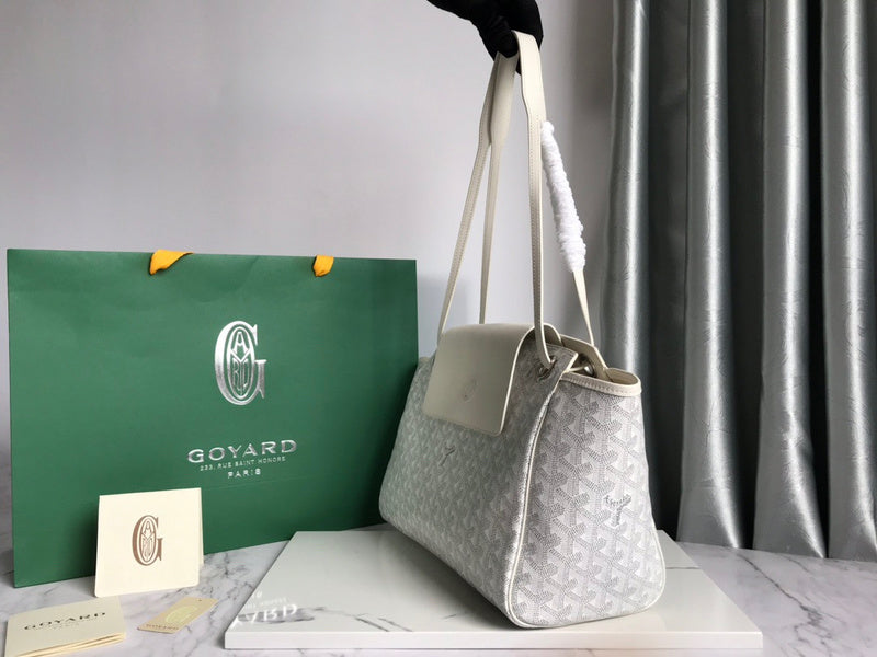 Top Quality - New 1:1 Rep Bags - 095