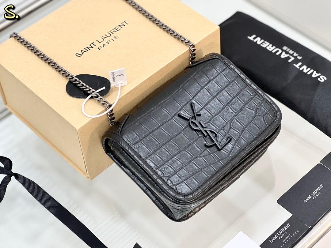 EN - New 1:1 rep  Bags SLY 215