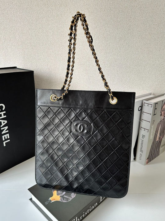 Chanel Quilted CC Flat Tote - Black Shoulder Bags, Handbags MR18082025X952
