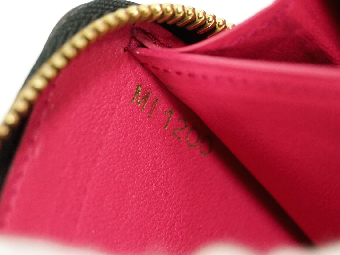 Louis Vuitton Black Leather Portefeuille com?®te wallet accessories