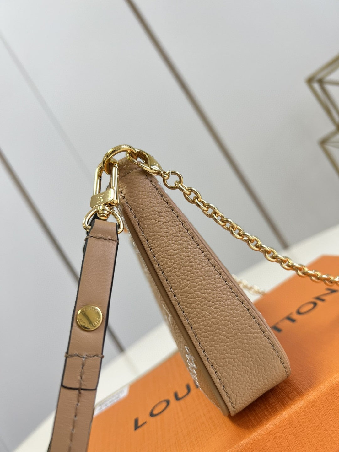 Top Quality Easy Pouch On Strap Monogram Empreinte Arizona Beige For Women, WoHandbags 7.5in/19cm Top Quality M81137