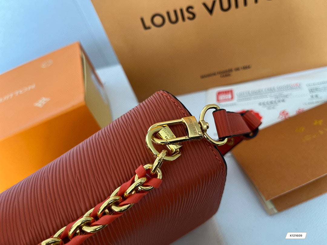 EN - New 1:1 rep Lux Bags LUV 529