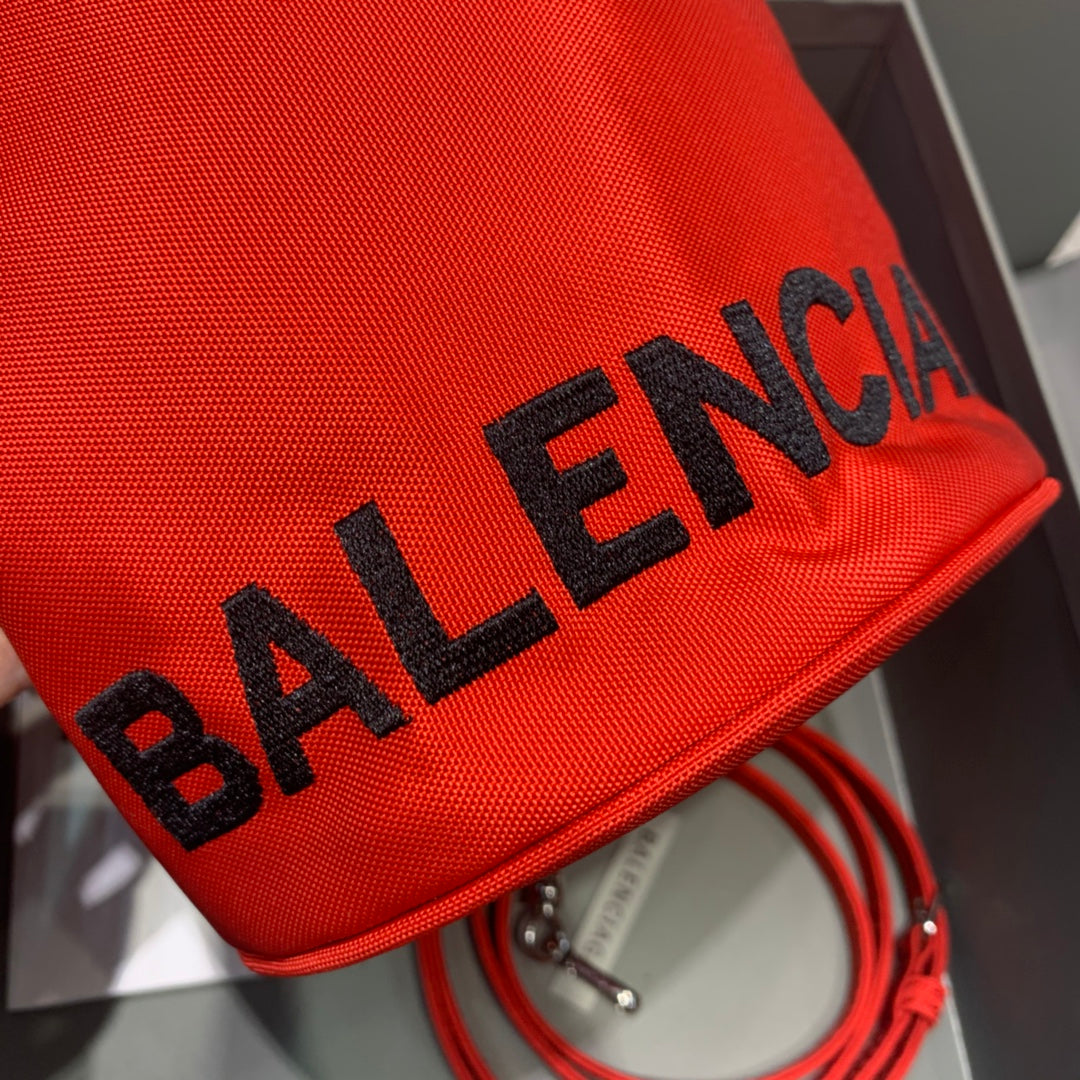 Balen Le Cagole MeTop Qualityum Bucket Bag In Red, For Women,  Bags 11.8in/30cm