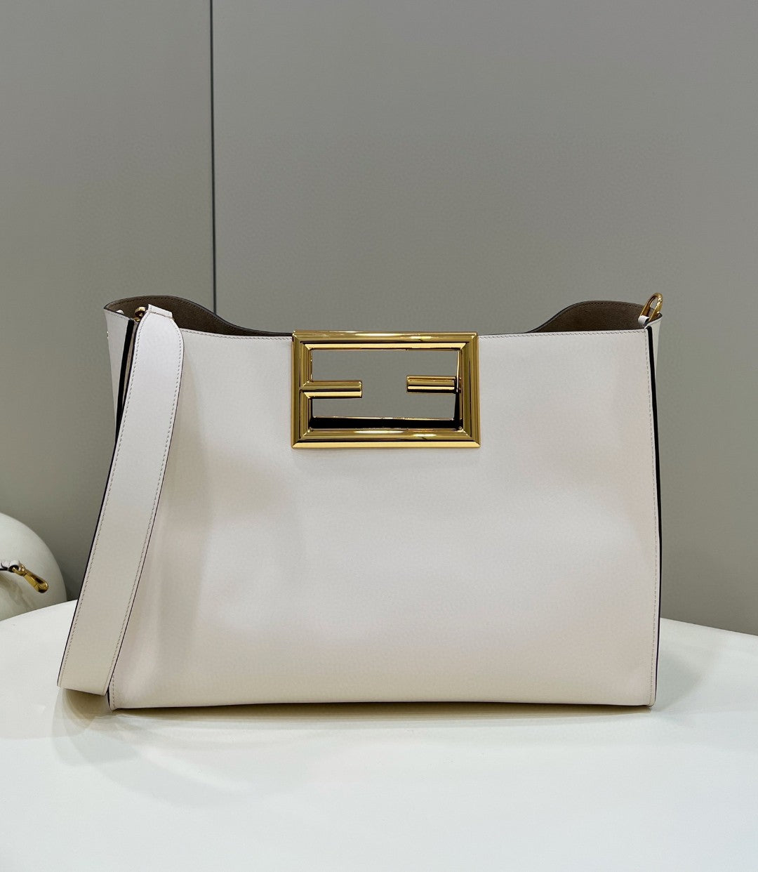 Top QualityTop Quality Way Medium White Bag For Woman 29.5cm/11.5in