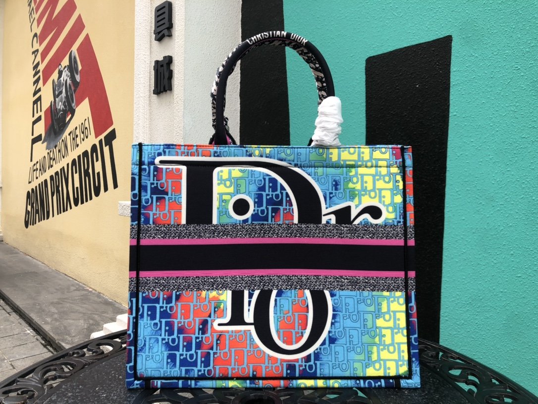 EN - New 1:1 rep  Bags DIR 234