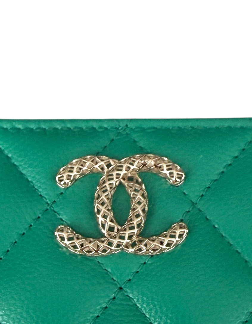Chanel Green Caviar Quilted Zip Coin Purse