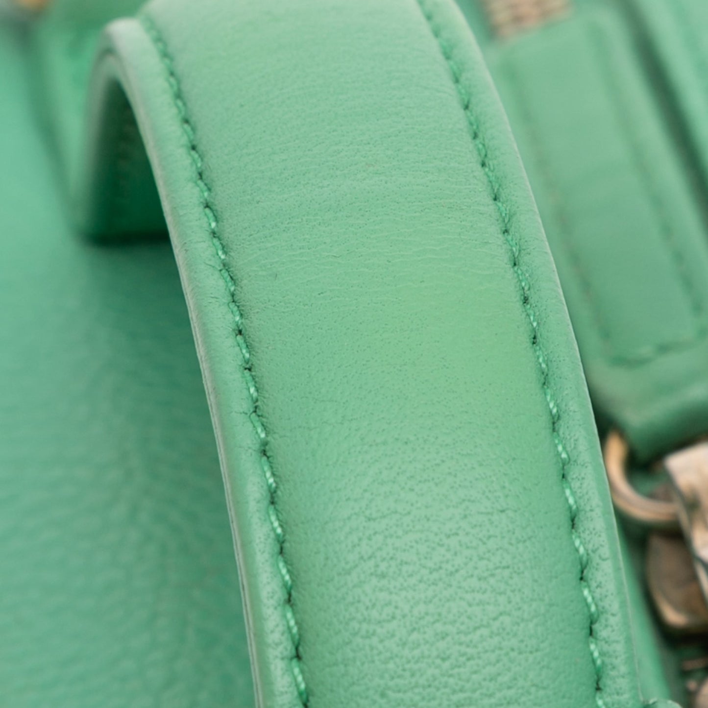 Green Chanel Medium Caviar CC Filigree Vanity Case Satchel