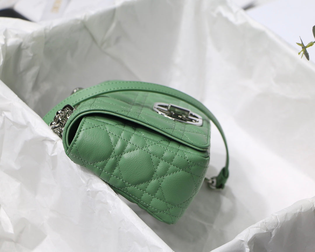 Top Quality Small Caro Bag Green For Women, Womens Handbags, Shoulder Bags, Crossbody Bags, 20cm/8in CD