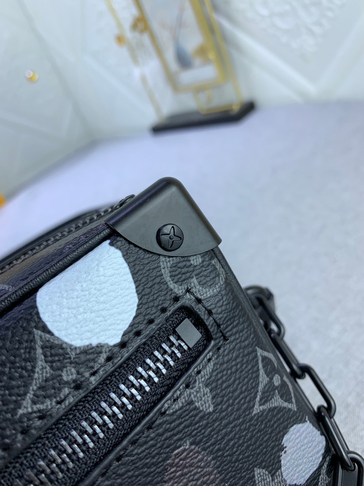 EN - New 1:1 rep Bag LUV 648
