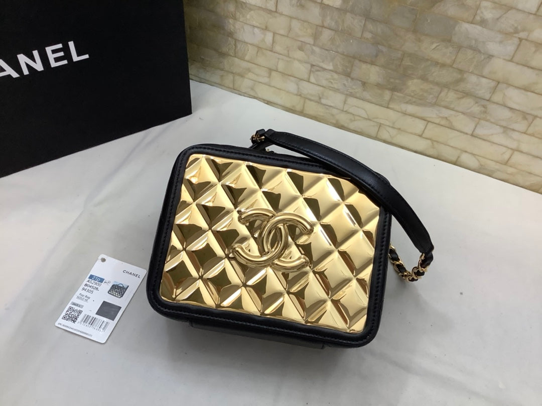 CHLVanity Case Black With Gold Metal For Women Handbags, Shoulder And Crossbody Bags 7.2in/19cm AS2900