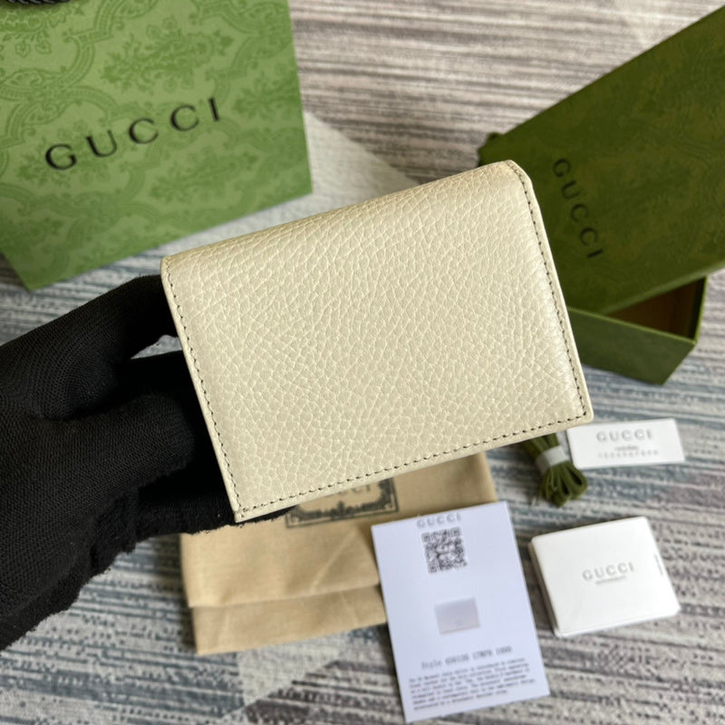 Top Quality -  Bags - 678
