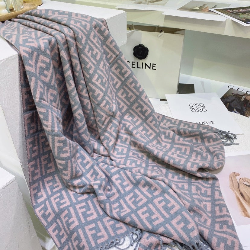 EN - Luxury FEI  Scarf 017