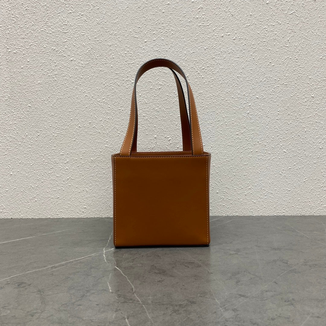 Top Quality Cube Bag Cuir Triomphe Square Tan For Women 6in/15cmÂ 
