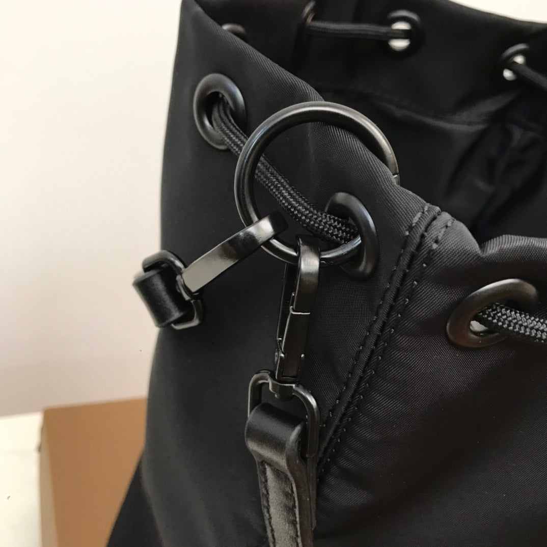 Top Quality Logo Print Nylon Drawcord Pouch Black For Women, Bags 7.7in/19.5cm
