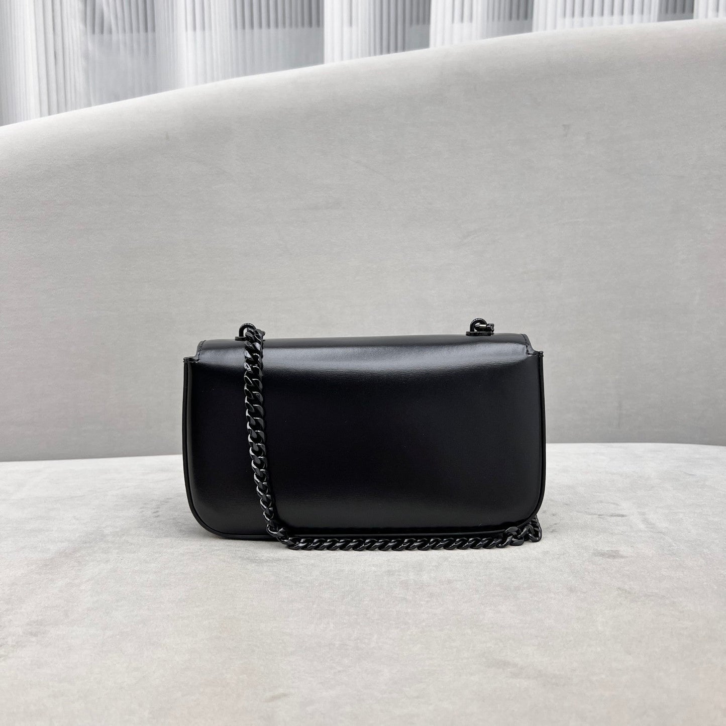 Top Quality Chain Shoulder Bag Triomphe Black For Women 8in/20.5cm 197993EQJ.38NN