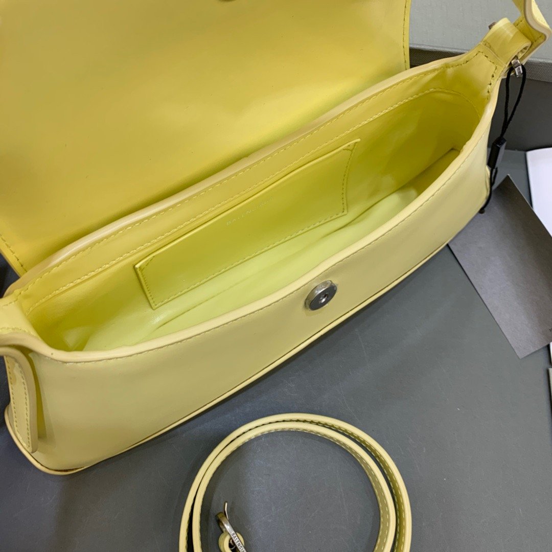 Top Quality XX Small Flap Bag Box Yellow, For Women,  Bags 10.6in/27cm 6956452109A7408