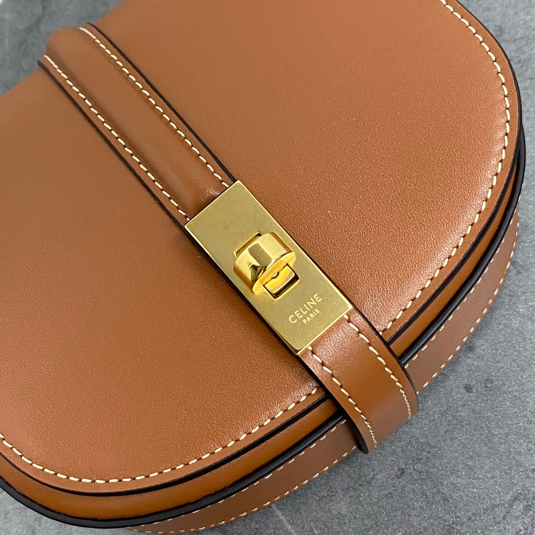 Top Quality Small 16 Wallet On Chain Tan For Women 6in/14cm 10G453CQ7.04LU