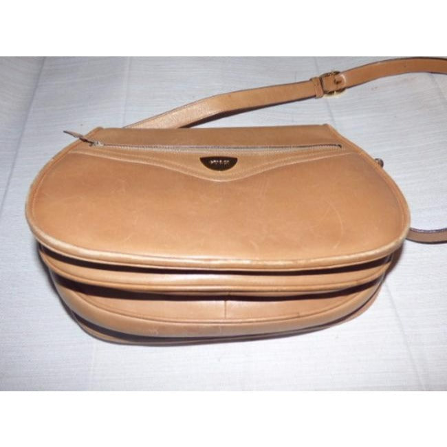 Gucci   Camel Color Leather Shoulder Bag