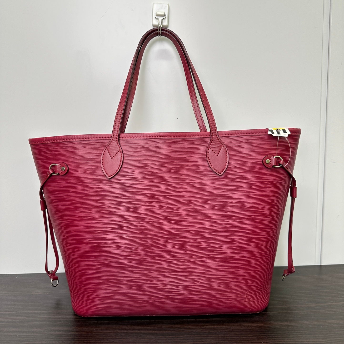 ated Louis Vuitton Epi Neverfull Pink Leather LB123450