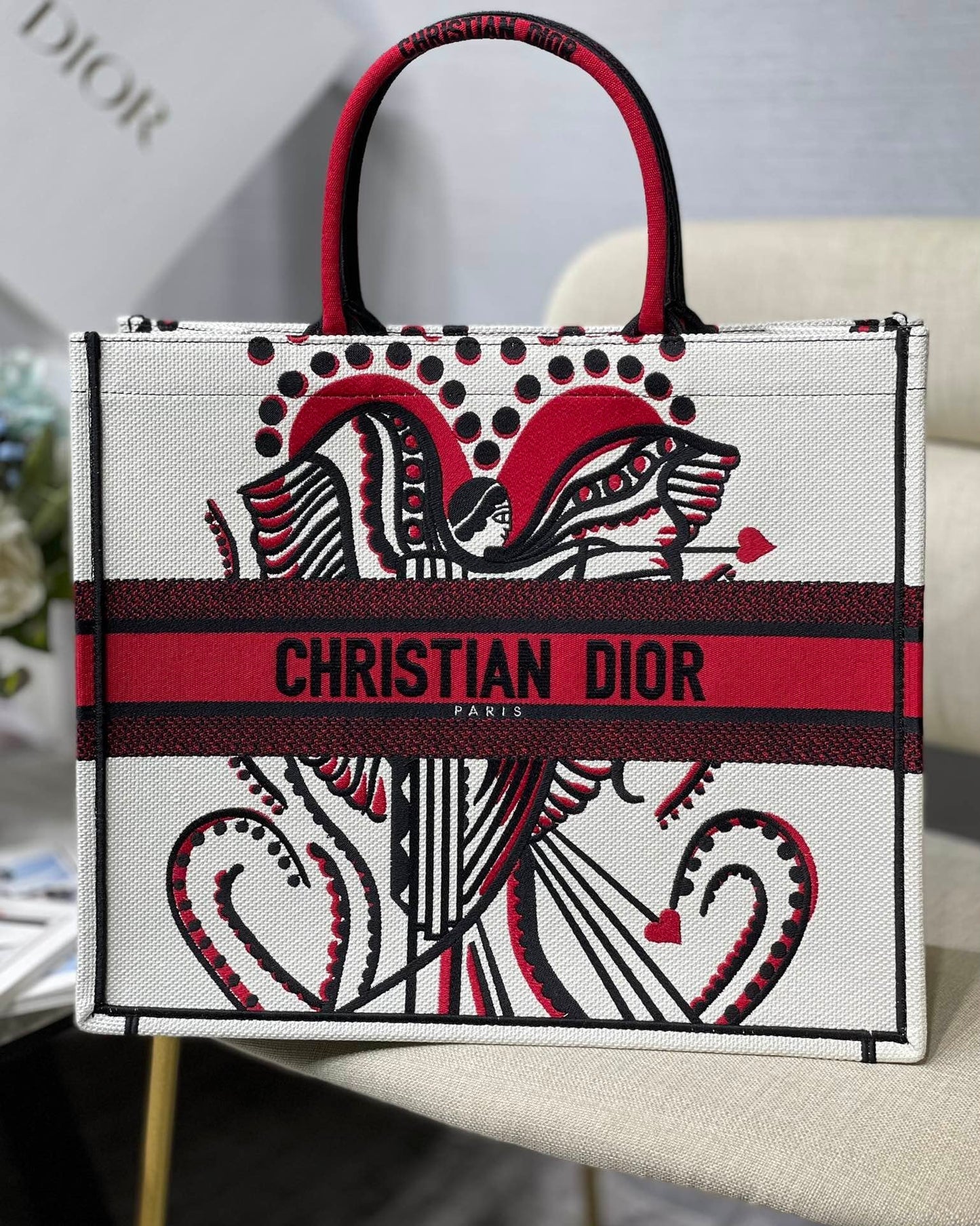Top Quality MeTop Qualityum Book Tote Latte Multicolor Cupidon Embroidery, Red/White, For Women Womens Handbags, 41cm CD M1296ZTQG_M941