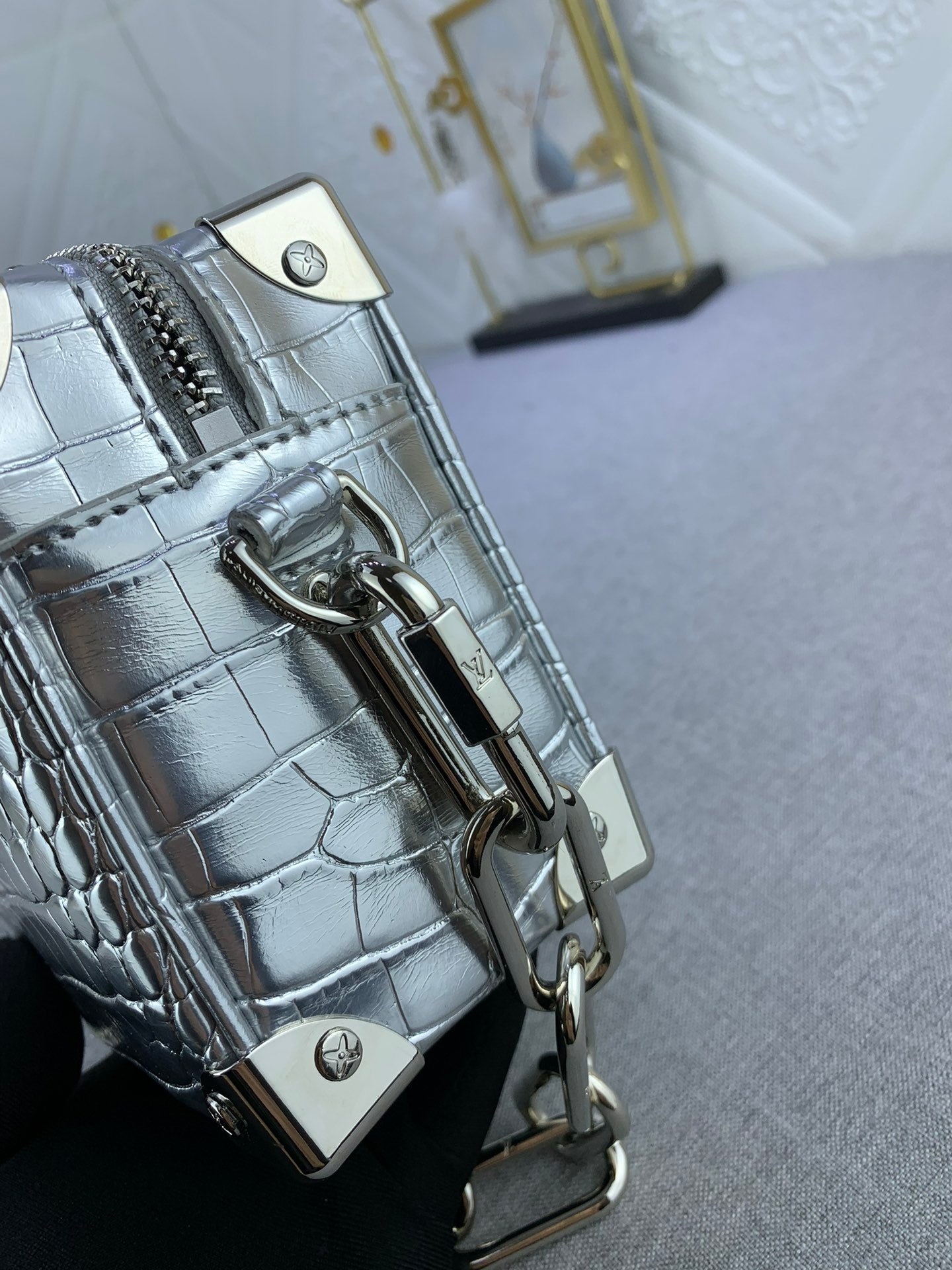 EN - New 1:1 rep  Bags LUV 659